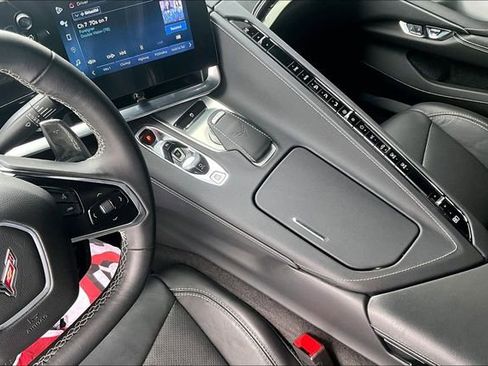 Used 2024 Chevrolet Corvette Stingray Convertible w/ 1LT image 14