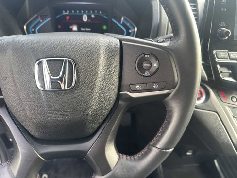 Used 2023 Honda Odyssey Sport image 19