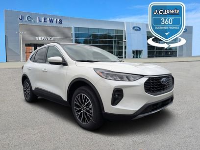 New 2026 Ford Escape SE