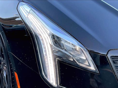 Used 2019 Cadillac XTS Luxury image 27