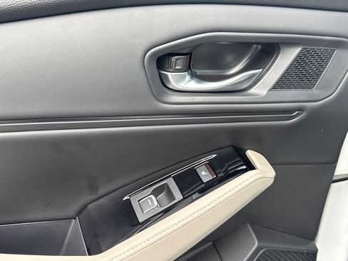 Certified 2023 Honda Accord Touring image 19