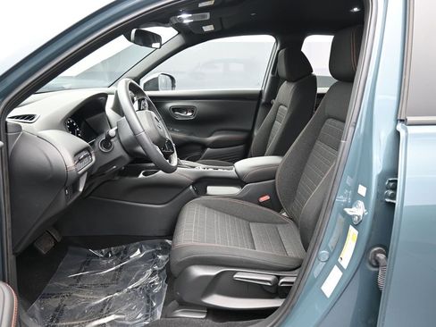 Certified 2024 Honda HR-V Sport image 32