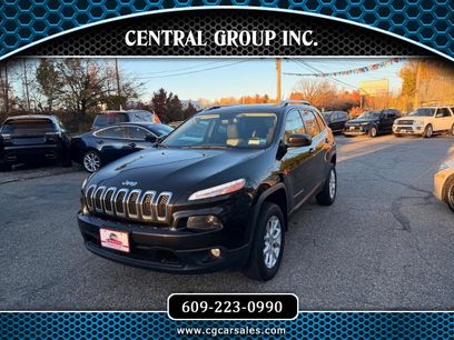 Used 2014 Jeep Cherokee Latitude w/ Comfort/Convenience Group
