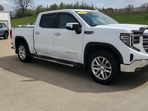 Used 2022 GMC Sierra 1500 SLT w/ SLT Premium Plus Package image 2