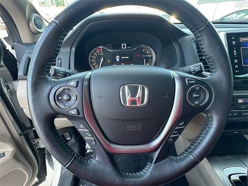 Used 2017 Honda Pilot EX-L image 19