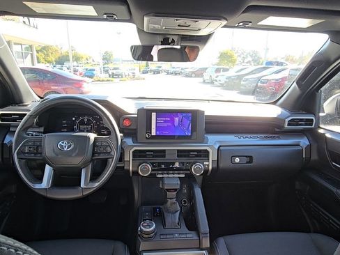 Used 2024 Toyota Tacoma TRD Sport image 21