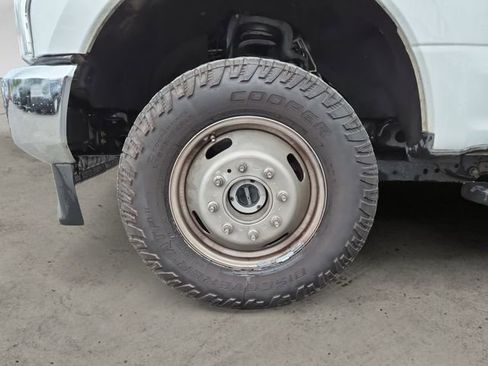 Used 2020 Ford F350 XLT w/ FX4 Off-Road Package AWD/4WD image 10