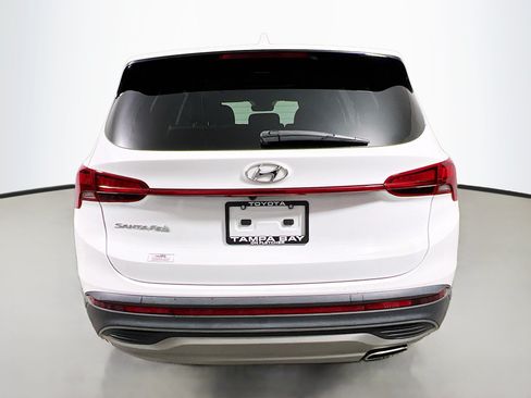Used 2023 Hyundai Santa Fe SE FWD image 6