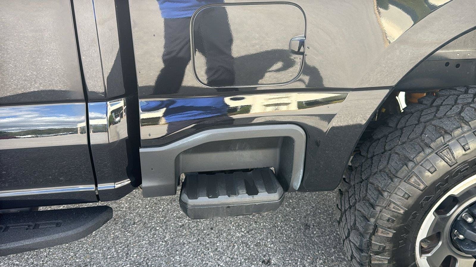 Used 2023 Ford F350 XLT w/ Tremor Off-Road Package AWD/4WD image 12