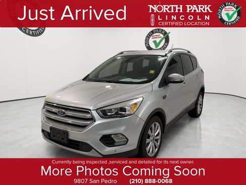 Used 2018 Ford Escape Titanium FWD image 1