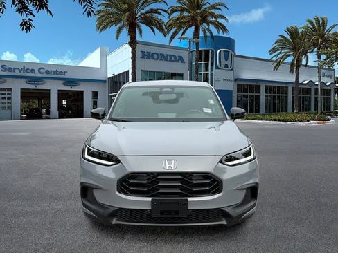 Used 2024 Honda HR-V Sport image 3