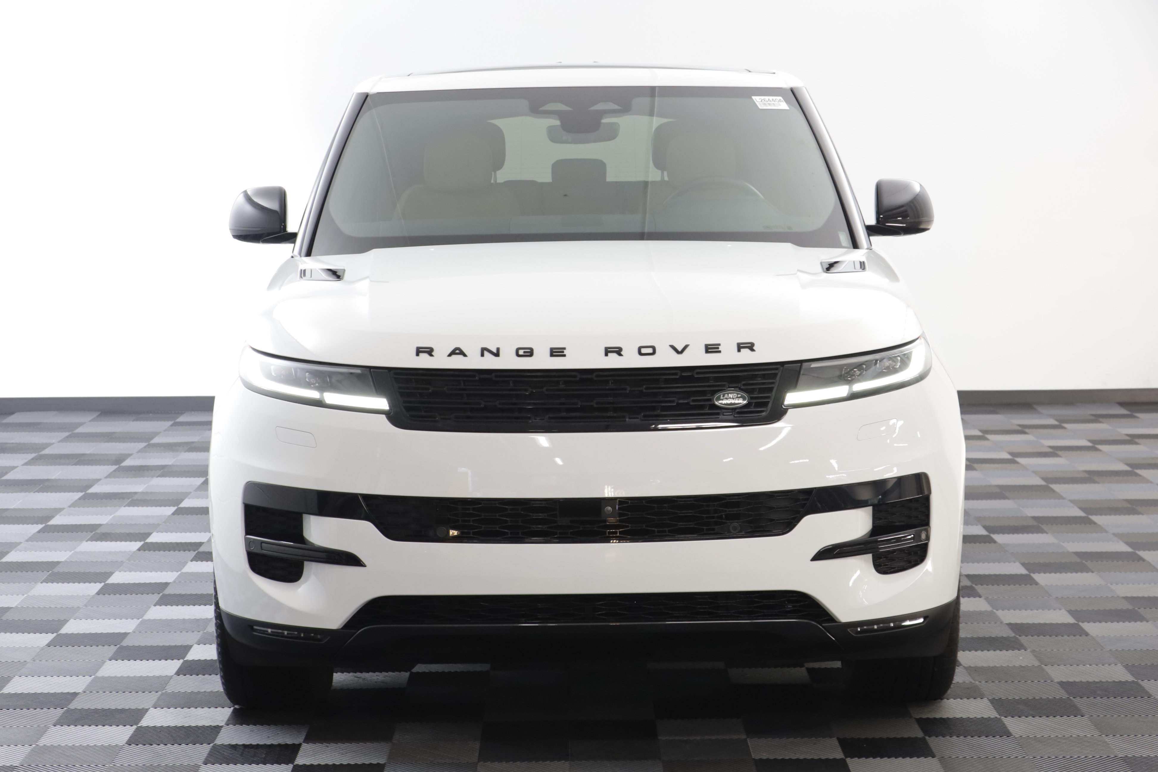 Used 2024 Land Rover Range Rover Sport SE AWD/4WD image 23