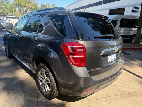 Used 2017 Chevrolet Equinox Premier w/ Enhanced Convenience Package AWD/4WD image 6