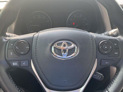 Used 2017 Toyota RAV4 XLE FWD image 10