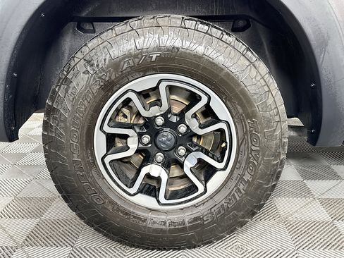 Used 2016 RAM 1500 Rebel w/ Luxury Group image 32