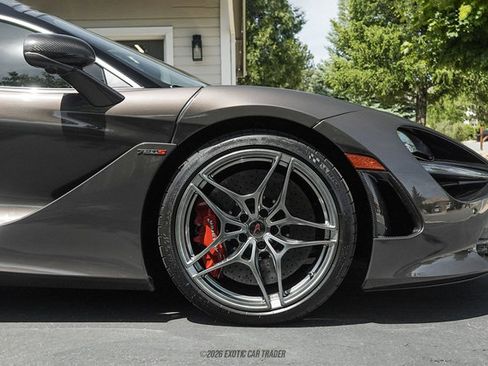 Used 2018 McLaren 720S Luxury RWD image 11