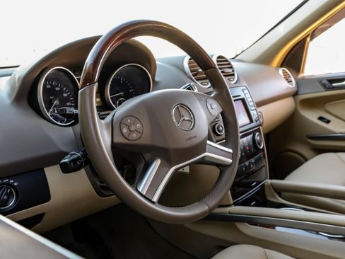 Used 2011 Mercedes-Benz ML 350 BlueTEC 4MATIC image 15