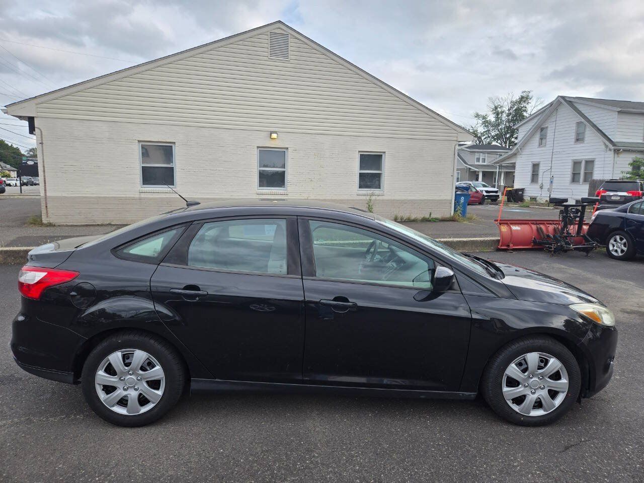 Used 2012 Ford Focus SE FWD image 5
