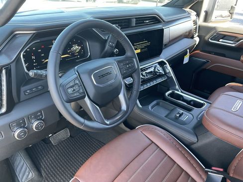 New 2026 GMC Sierra 2500 Denali Ultimate image 10