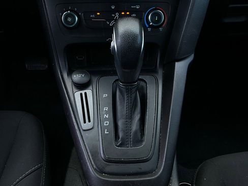Used 2018 Ford Focus SE image 20