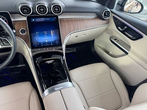 Certified 2024 Mercedes-Benz GLC 300 GLC 300 image 18