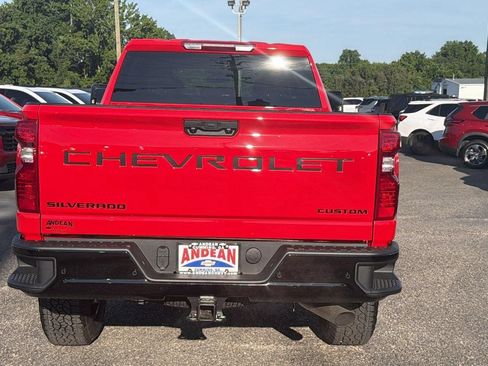 New 2026 Chevrolet Silverado 2500 Custom w/ Custom Value Package AWD/4WD image 9