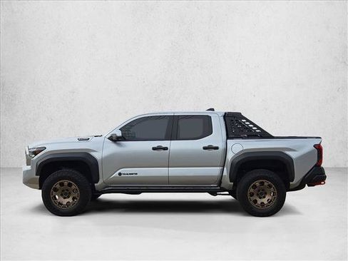 Used 2025 Toyota Tacoma 4x4 Double Cab Hybrid image 8