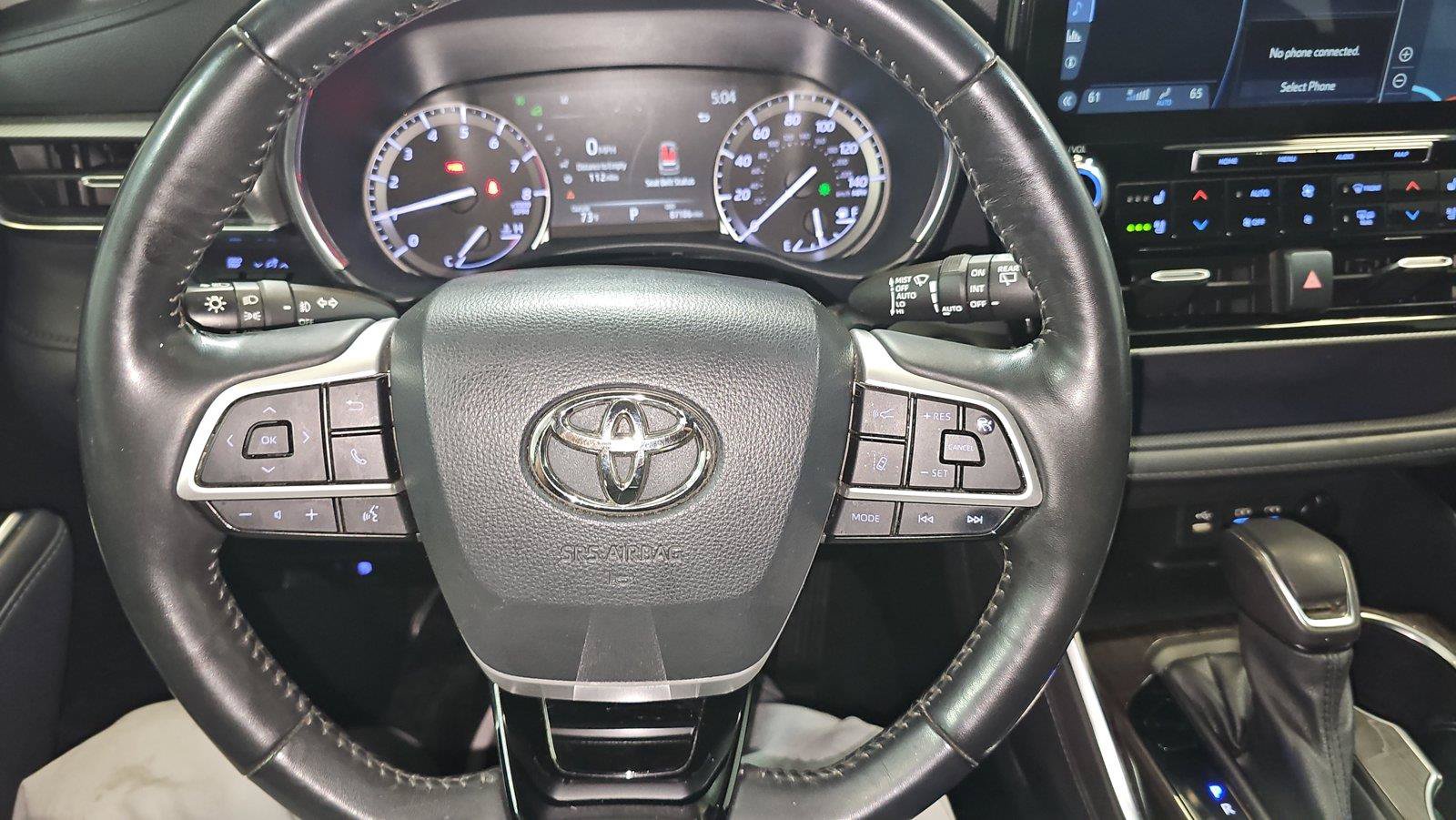 Used 2022 Toyota Highlander Platinum AWD/4WD image 21
