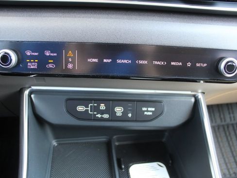 New 2027 Kia Carnival SX w/ Dark Edition Package FWD image 51