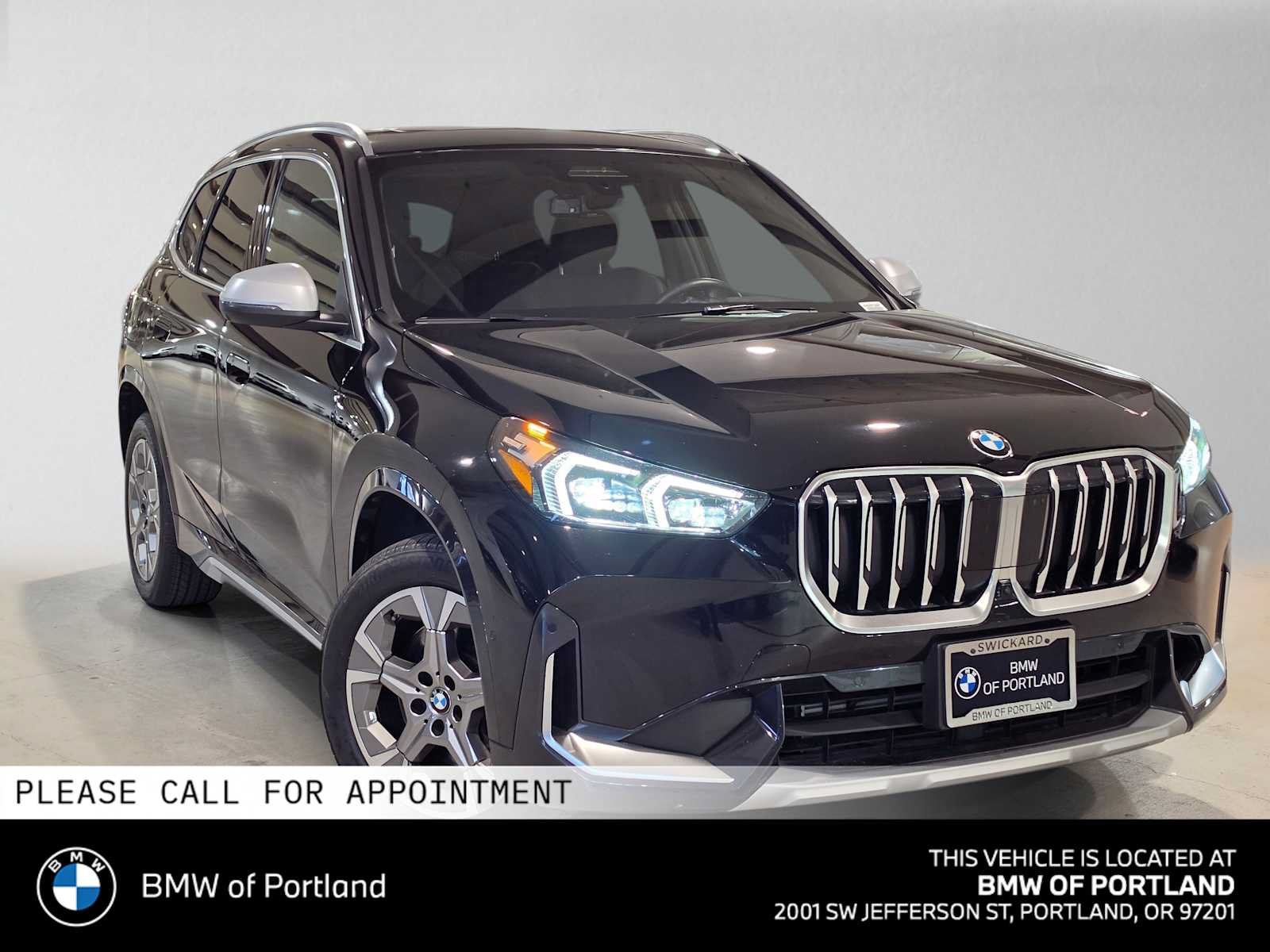Used 2023 BMW X1 xDrive28i w/ Premium Package AWD/4WD image 1
