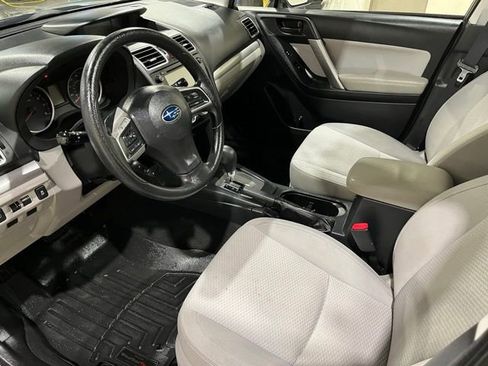 Used 2016 Subaru Forester 2.5i Premium w/ All-Weather Package AWD/4WD image 18