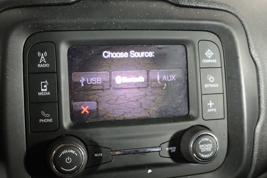 Used 2020 Jeep Renegade Sport AWD/4WD image 29