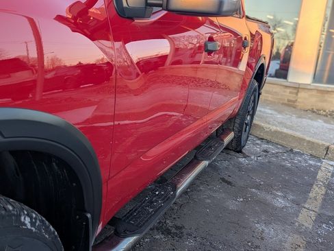 Used 2021 Nissan Titan PRO-4X w/ Pro-4x Convenience Package image 11