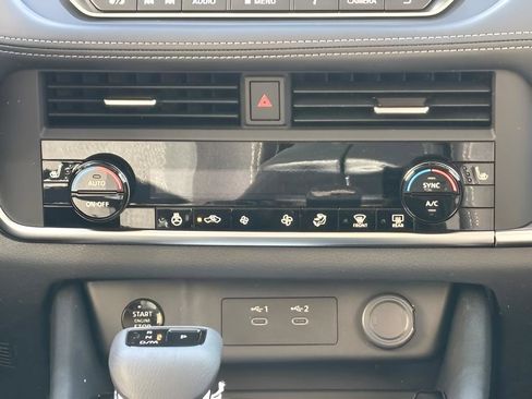 New 2026 Nissan Rogue SV AWD/4WD image 12