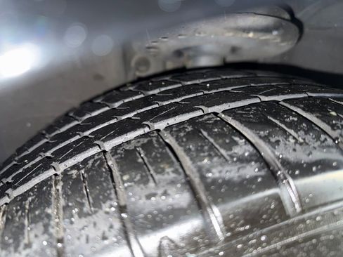 Used 2017 Nissan Maxima Platinum w/ Interior Lighting Package image 31