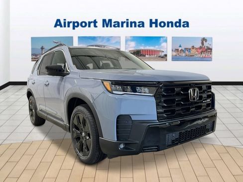 New 2026 Honda Pilot Black Edition image 9