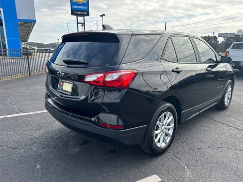 Used 2020 Chevrolet Equinox LS w/ LPO, Floor Liner Package image 6