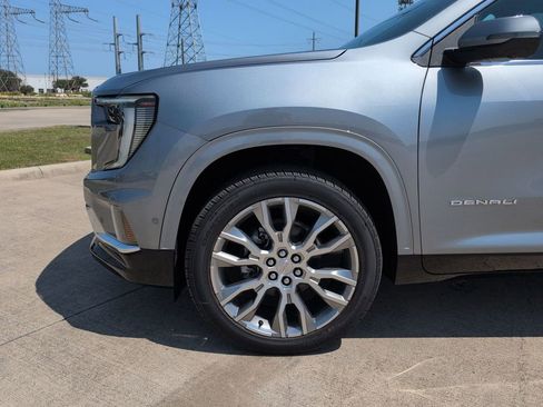 New 2026 GMC Acadia Denali w/ Super Cruise Package image 22