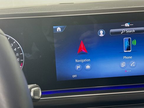 Certified 2025 Mercedes-Benz GLE 450e 4MATIC image 17