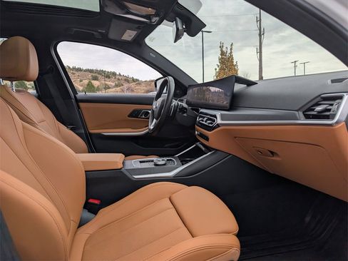 Used 2024 BMW 330i xDrive Sedan w/ Premium Package image 21