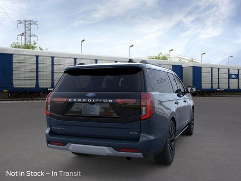 New 2025 Ford Expedition Max Platinum w/ Driver's Package image 8
