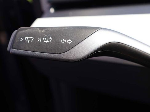 Used 2023 Tesla Model Y Long Range image 49