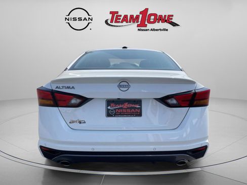 New 2026 Nissan Altima 2.5 SV FWD image 11