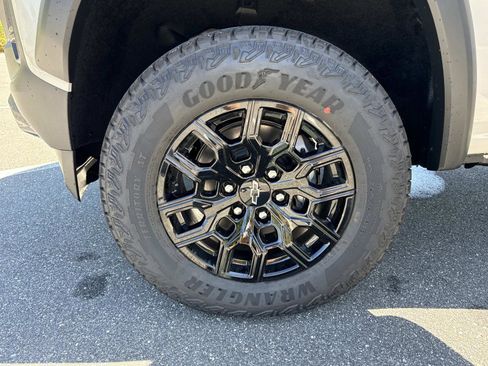 New 2026 Chevrolet Colorado Trail Boss AWD/4WD image 33