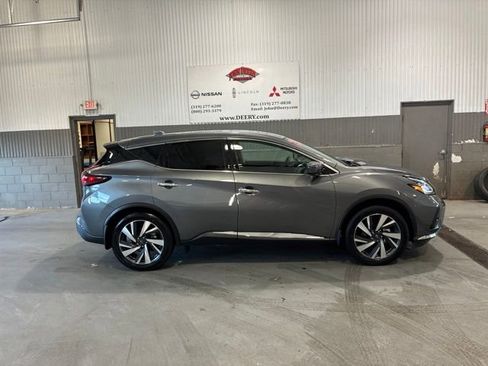 Used 2023 Nissan Murano SL w/ SL Moonroof Package AWD/4WD image 2