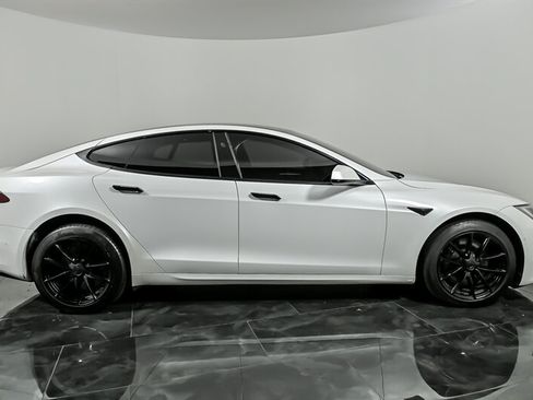 Used 2021 Tesla Model S Plaid AWD/4WD image 10