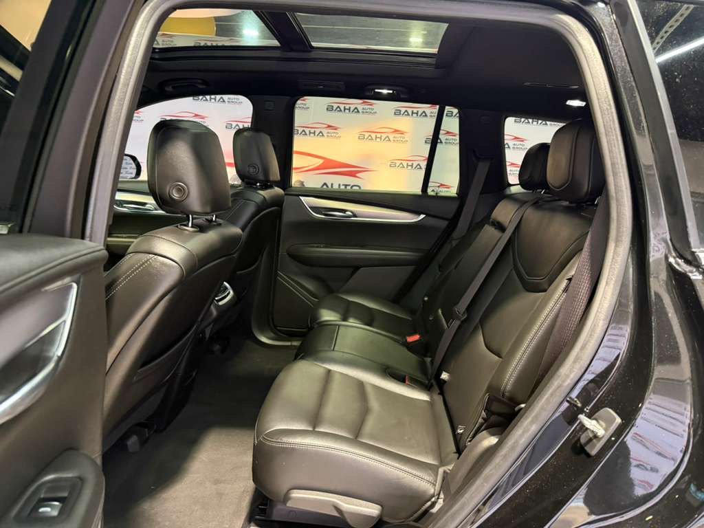 Used 2021 Cadillac XT6 Luxury FWD image 32