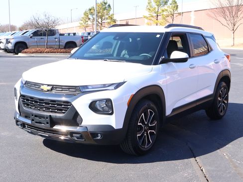 Certified 2023 Chevrolet TrailBlazer ACTIV w/ Convenience Package image 27
