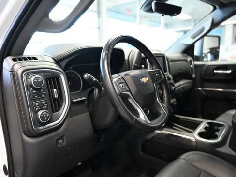Used 2021 Chevrolet Silverado 1500 LTZ w/ Technology Package image 22