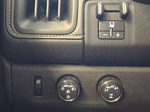 Used 2022 GMC Canyon Elevation w/ Elevation Premium Package AWD/4WD image 41